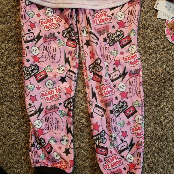 L.O.L Surprise 2 Piece Pajamas Set Size 8 - Picture 4 of 8